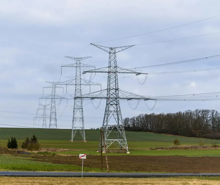 Qualidade de Energia: A Base para Redes Elétricas Confiáveis e Eficientes